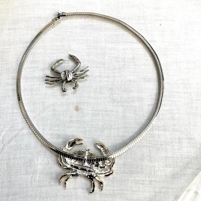 1051 Crab Silvertone Pin Pendant with Earrings and Brooch