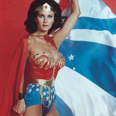 Wonder Woman Lynda Carter
reprint photo