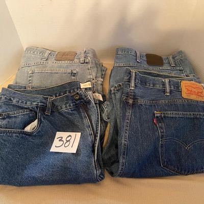 44x30 Jeans