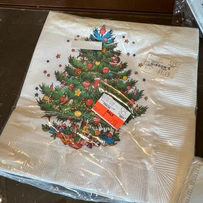 Vintage Christmas Party supplies