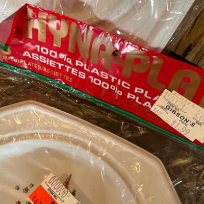 Vintage Christmas Party supplies