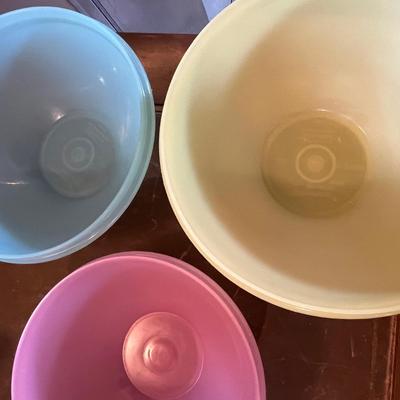 Tupperware Lot