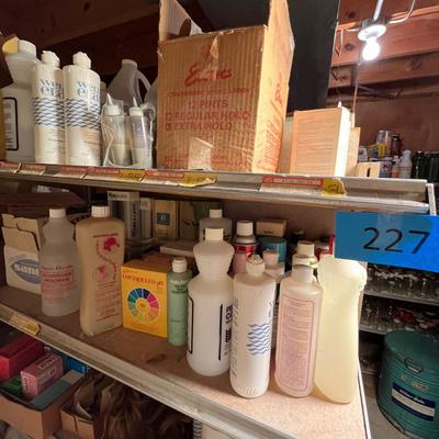 Lot of beauty supplies Vintage!