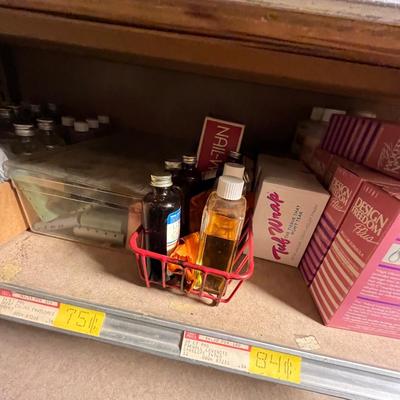 Lot of beauty supplies Vintage!