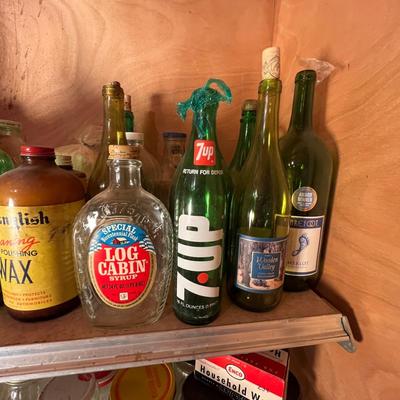 Lot of vintage bottles