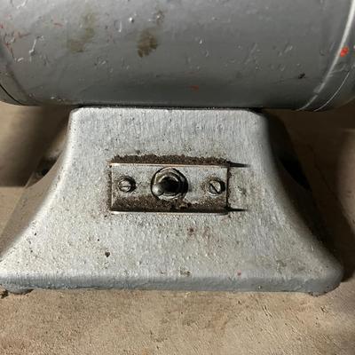 Baldor Electric Bench Top Grinder (BS1-MG)