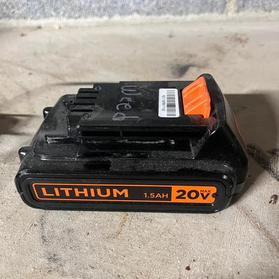 Black & Decker Cordless String Trimmer & Electric Blower/Vacuum (BS1-MG)