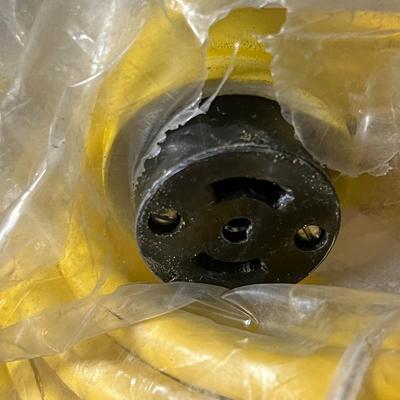 Outdoor Extension Cords & Shop Light (BS1-MG)