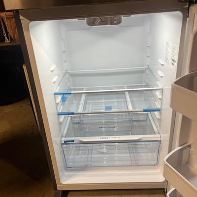 Frigidaire Refrigerator (BS1-MG)