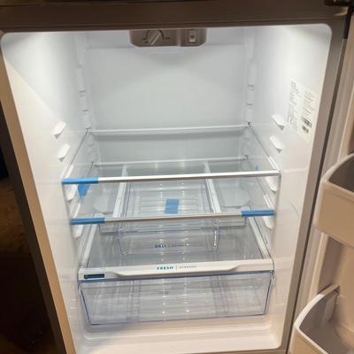 Frigidaire Refrigerator (BS1-MG)
