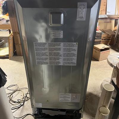 Frigidaire Refrigerator (BS1-MG)
