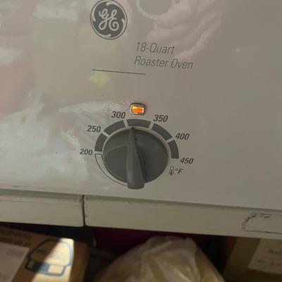 GE Roaster Oven & Roasting Pan (BS1-MG)