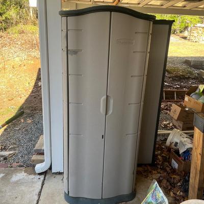 Rubbermaid Storage Cabinet (Y-MG)