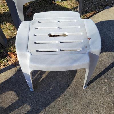 Outdoor Chairs and Tables (Y-DW)
