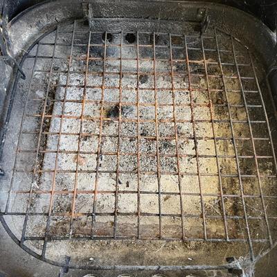 Charcoal Grills & More (Y-MG)