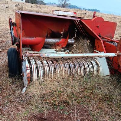 International Harvester Baler Model 57 Does not work - parts or scrap