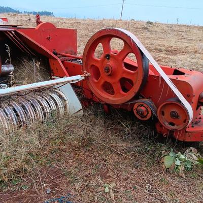 International Harvester Baler Model 57 Does not work - parts or scrap