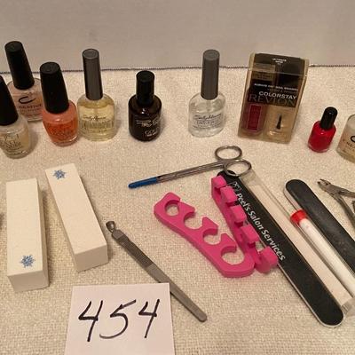 Nail Lot
