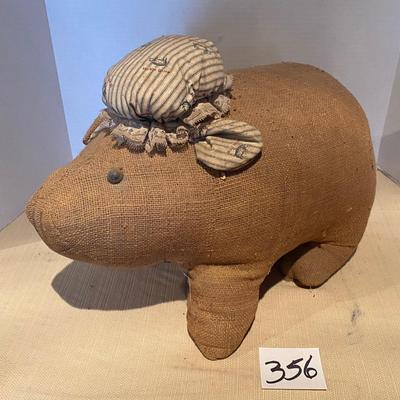 Burlap Pig
