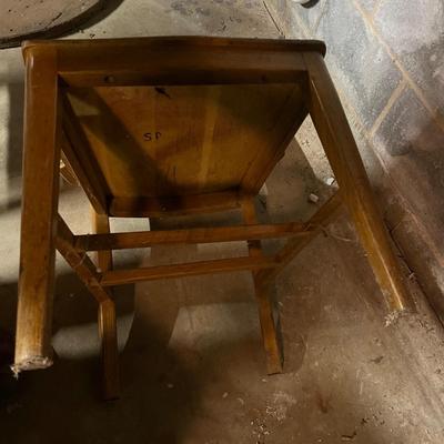 Four Wooden Chairs (BS1-MG)