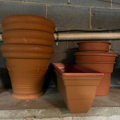 Terra Cotta Pots (BS1-MG)