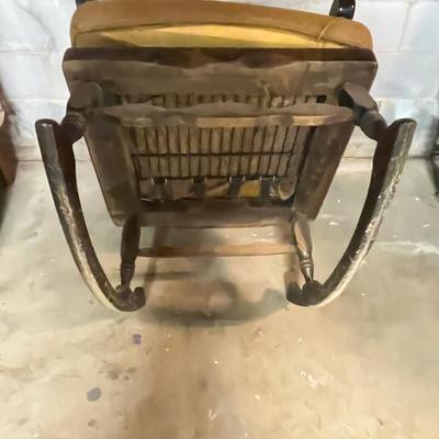 Wooden Rocking Chair With Cushions (BS1-MG)