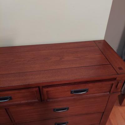 Large Ashley Furniture Dresser (B1-BBL)