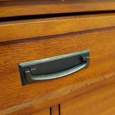 Large Ashley Furniture Dresser (B1-BBL)