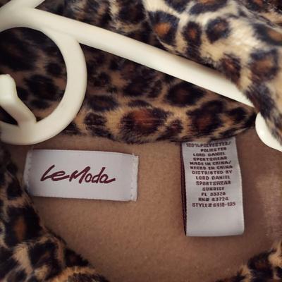 Women's Coats by Ugg & More, Size M/L/XL (B3-BBL)