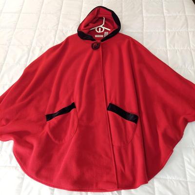 Women's Coats by Ugg & More, Size M/L/XL (B3-BBL)