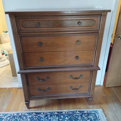 Vintage Chest on Chest Dresser (B3-BBL)