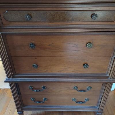 Vintage Chest on Chest Dresser (B3-BBL)