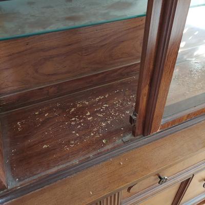 Vintage French Provincial China Hutch (B3-BBL)