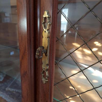 Vintage French Provincial China Hutch (B3-BBL)