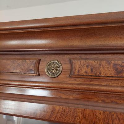 Vintage French Provincial China Hutch (B3-BBL)