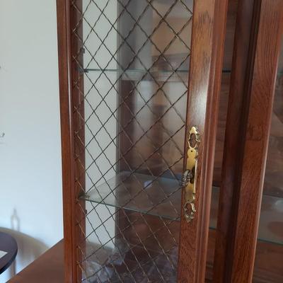 Vintage French Provincial China Hutch (B3-BBL)