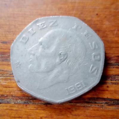 LOT 10 OLD COIN FROM MEXICO