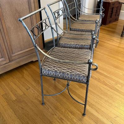 4 metal armchairs with cushions