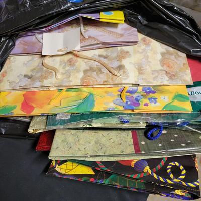 Christmas Wrapping Paper, Bows, Gift Bags & More (BS2-DW)