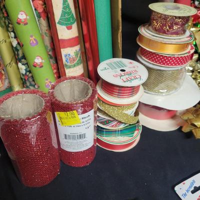 Christmas Wrapping Paper, Bows, Gift Bags & More (BS2-DW)