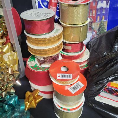 Christmas Wrapping Paper, Bows, Gift Bags & More (BS2-DW)