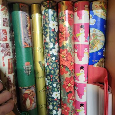 Christmas Wrapping Paper, Bows, Gift Bags & More (BS2-DW)