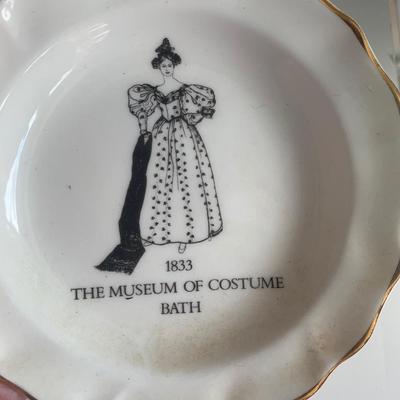 Large Lot of World Travel Ashtray Small Saucers