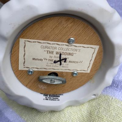 Arteffects Wedding March Bride & Groom Music Box