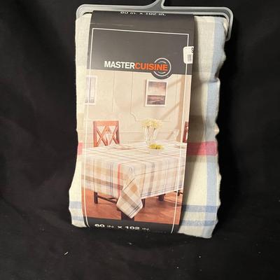 Tablecloths & More (B2-MG)