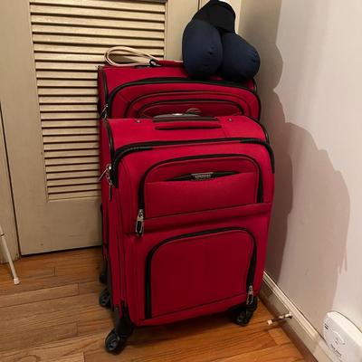 American Tourister Luggage Set (B1-MG)