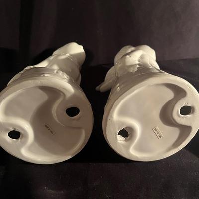 Kissing Figurines (B3-MG)