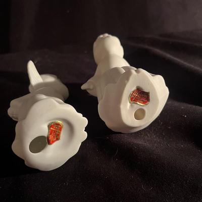 Kissing Figurines (B3-MG)