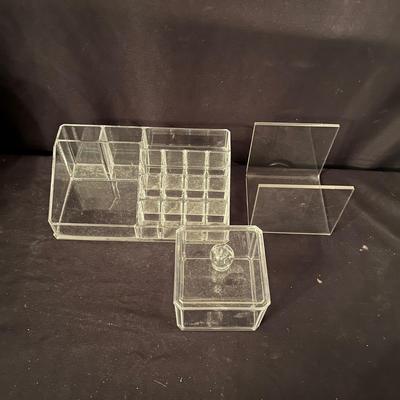 Vanity Items (B3-MG)