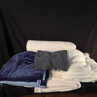 Selection of Blankets (B3-MG)